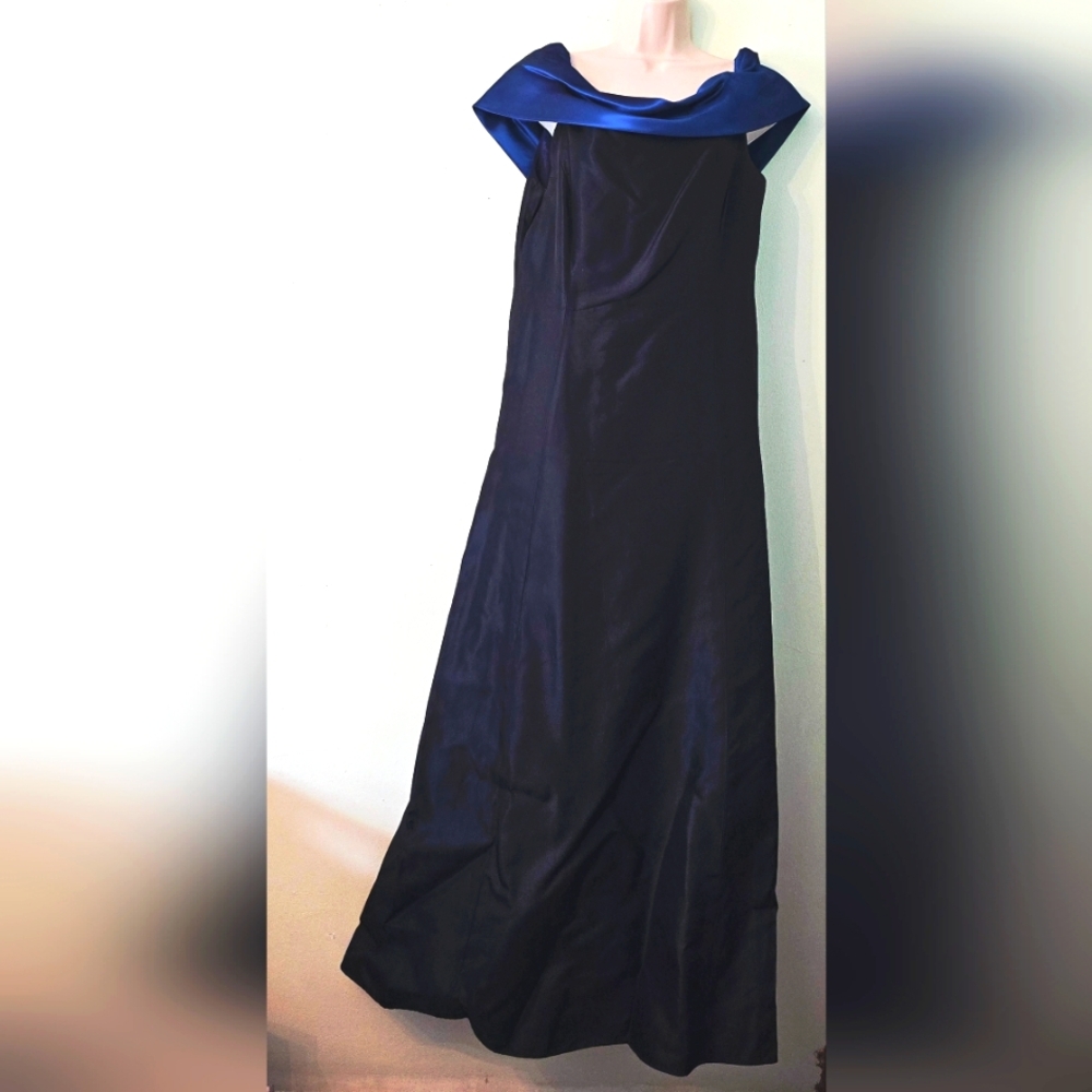 Evan Picone Taffeta Evening Gown Size 12 Blue & Midnight Black Vintage